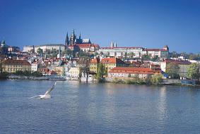 Praga - widok na Hradczany i Małą Stronę