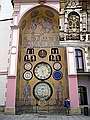Oomuniecki Orloj - potworek z 1955 r. W rogu odbitka ze starej widokwki z 1920 r - czyli jak piknie wyglda ten orloj wczeniej.